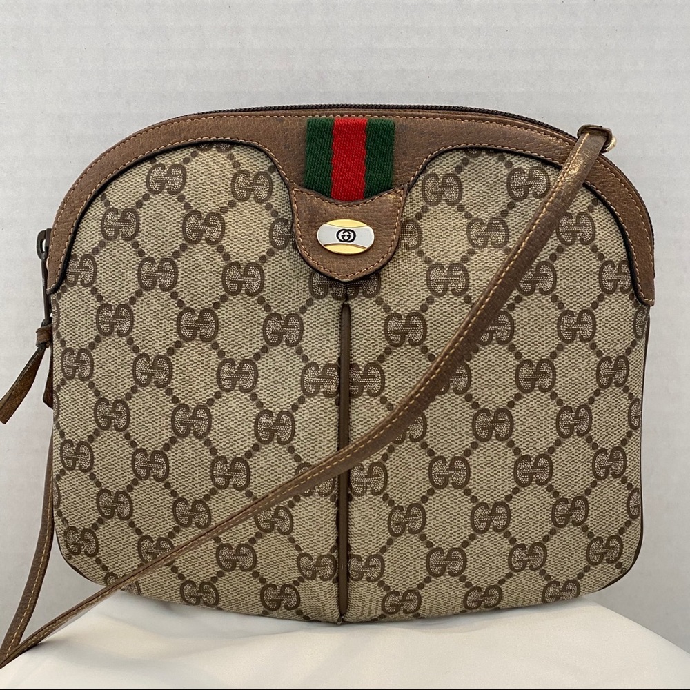 Vintage Gucci crossbody bag